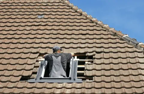 Pose de velux - Saint-Pardoux-le-Lac 